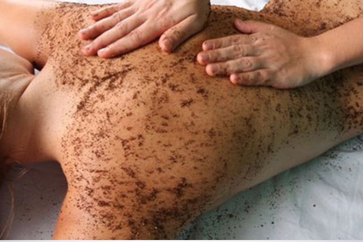 Kahve Peeling Masajı