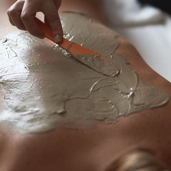 Yeşil Doğal Kil Masajı